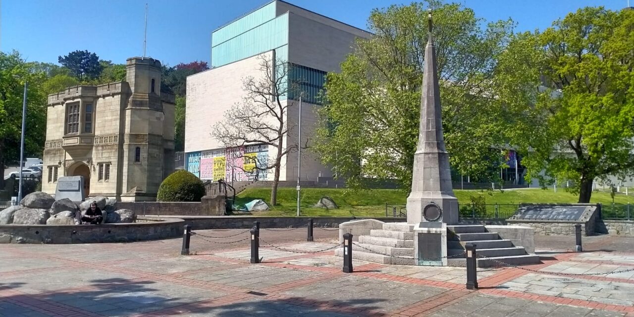 Bangor to Mark 80th Anniversary of VE Day with Commemorative Light Display