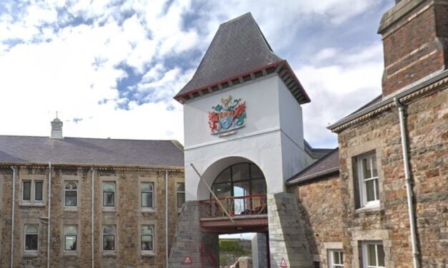 Cyngor Gwynedd avoids cuts to essential services