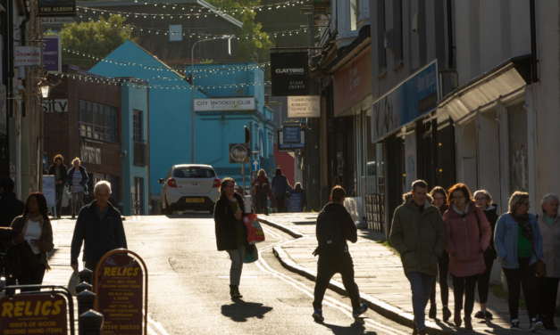 First Minister Backs Partnership Approach to Reviving Bangor High Street
