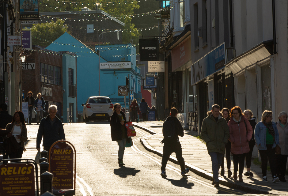 First Minister Backs Partnership Approach to Reviving Bangor High Street