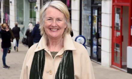 Siân Gwenllian welcomes Bangor investment and launch of Town Centre Taskforce