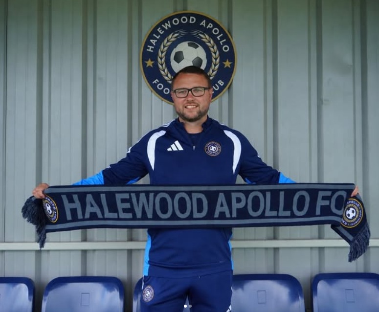 Former Bangor manager Michael Johnston takes charge at Halewood Apollo