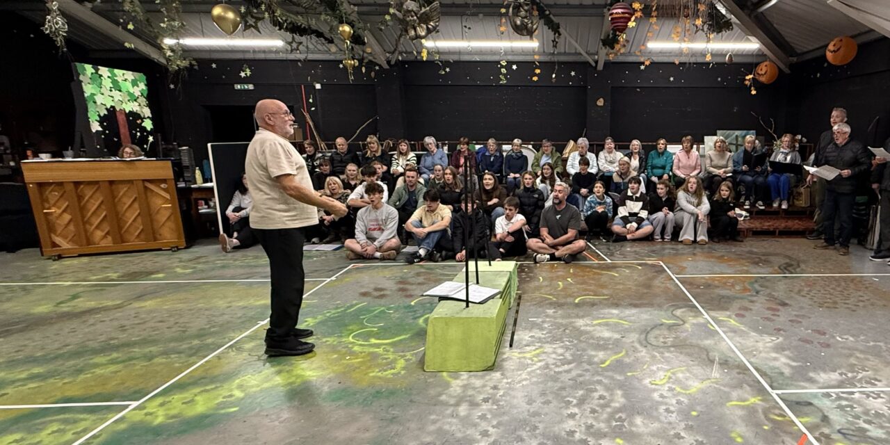 Ysgol Glanaethwy and Rownd a Rownd actors bring Bangor’s history to life